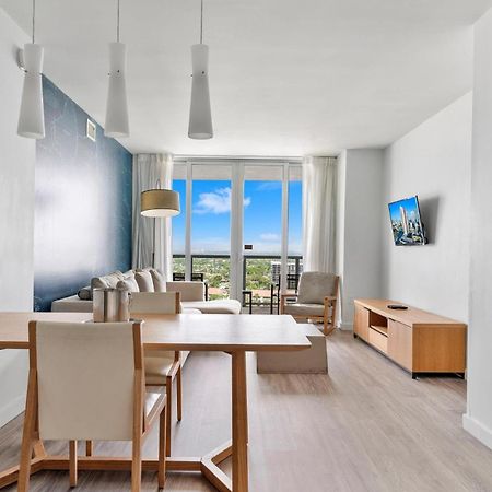 Modern One Bedroom Rental At Beach Walk Resort Miami 18Th Floor ฮาลลันเดลบีช ภายนอก รูปภาพ